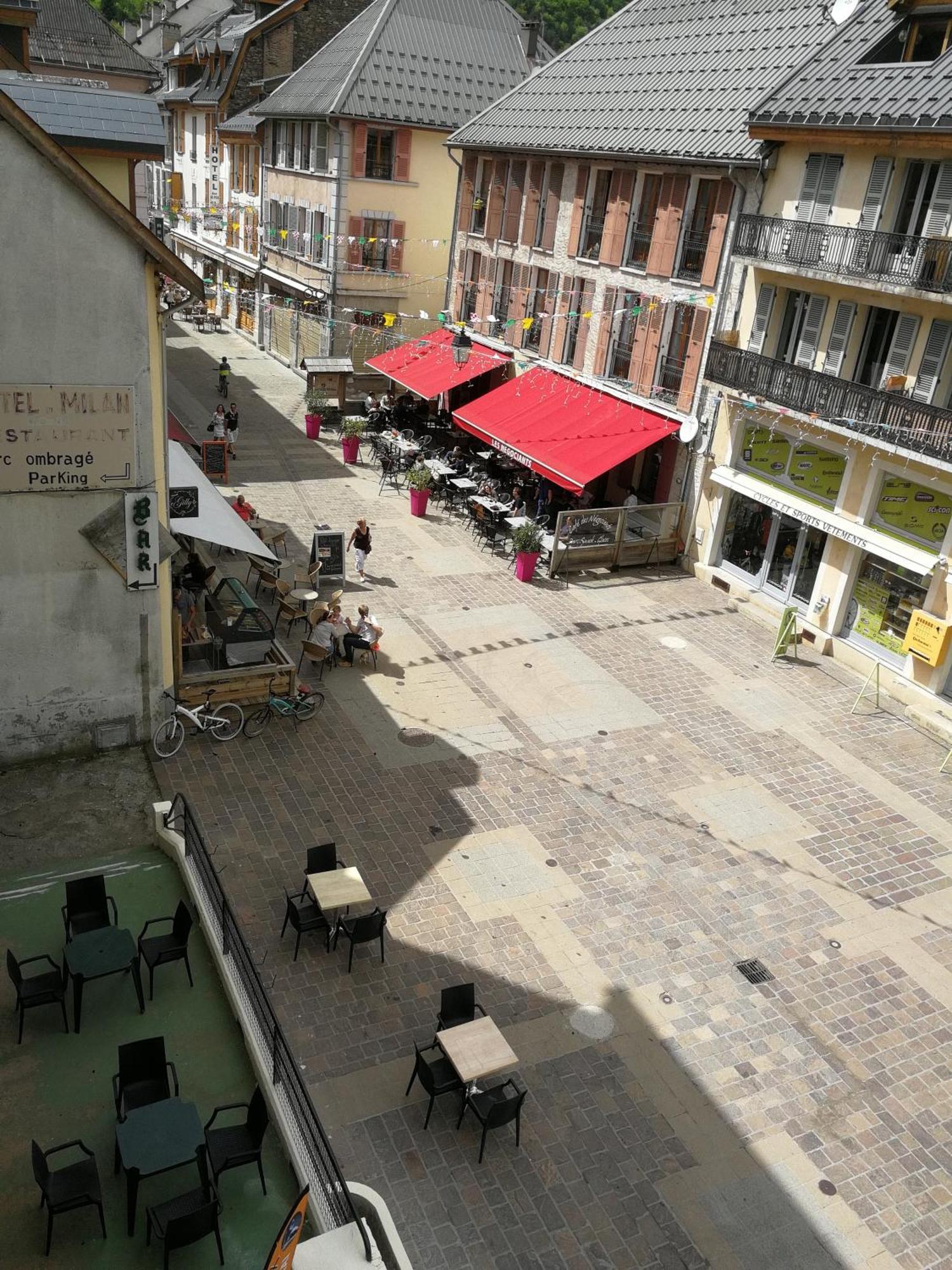 Sport'Hotel-Aparthotel De Milan Le Bourg-dʼOisans Екстериор снимка