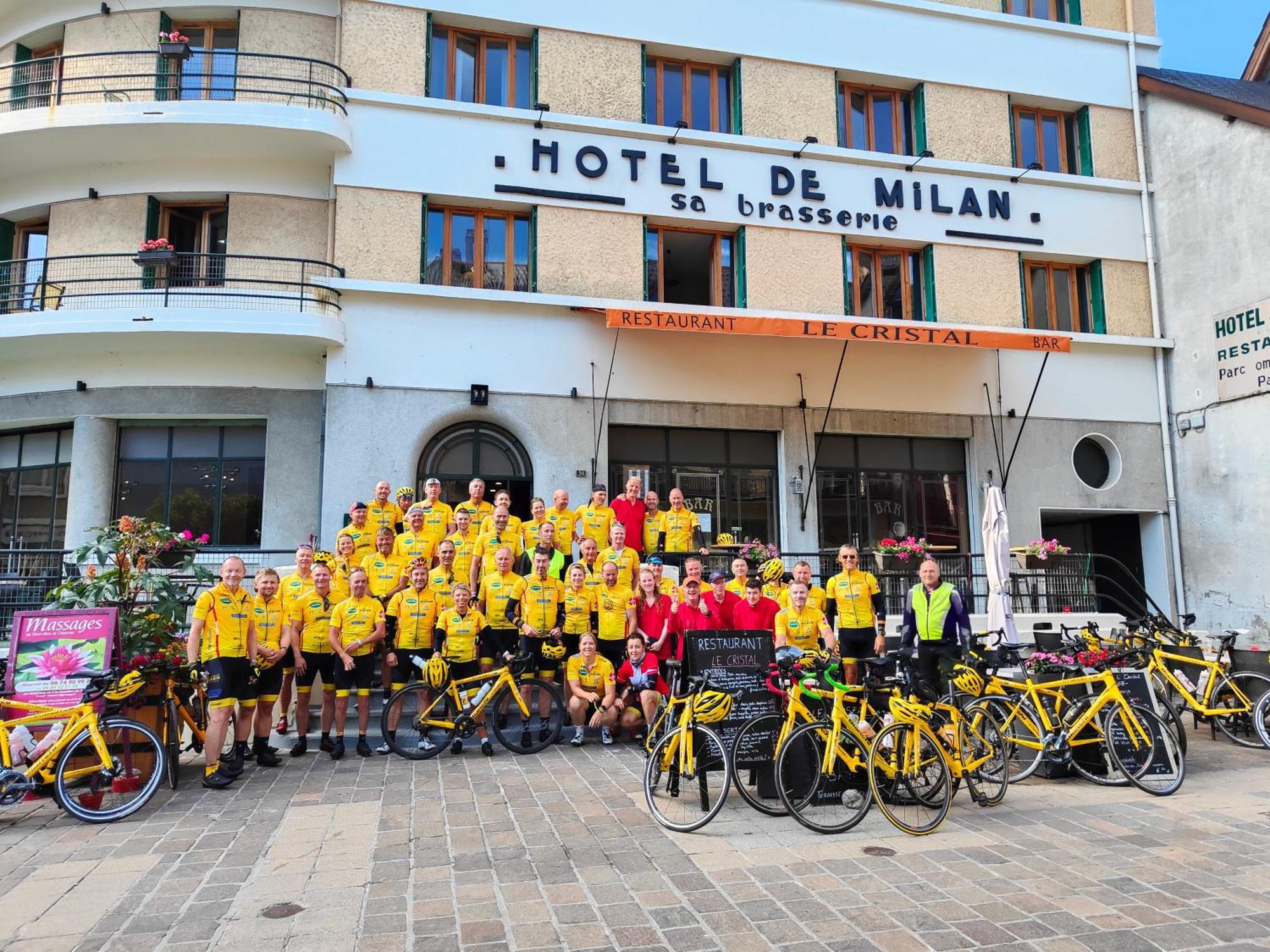 Sport'Hotel-Aparthotel De Milan Le Bourg-dʼOisans Екстериор снимка