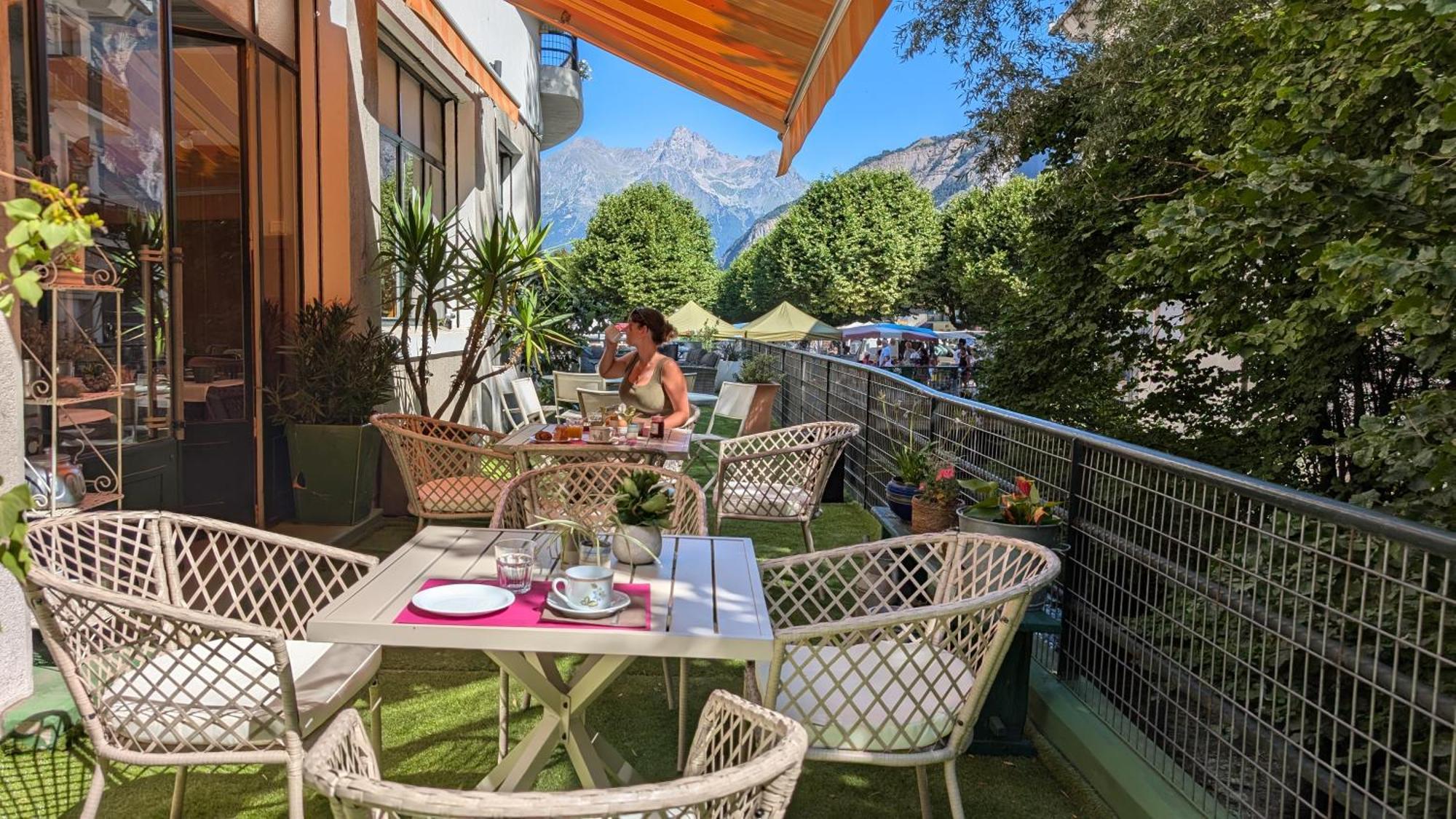 Sport'Hotel-Aparthotel De Milan Le Bourg-dʼOisans Екстериор снимка